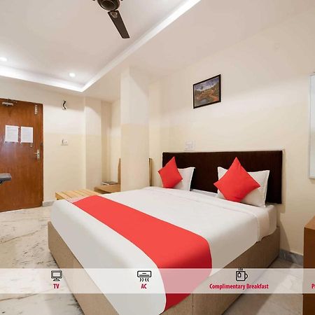 Oyo 69511 Hotel Sea E Pearl ヴィシャーカパトナム エクステリア 写真