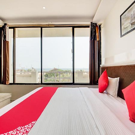 Oyo 69511 Hotel Sea E Pearl ヴィシャーカパトナム エクステリア 写真