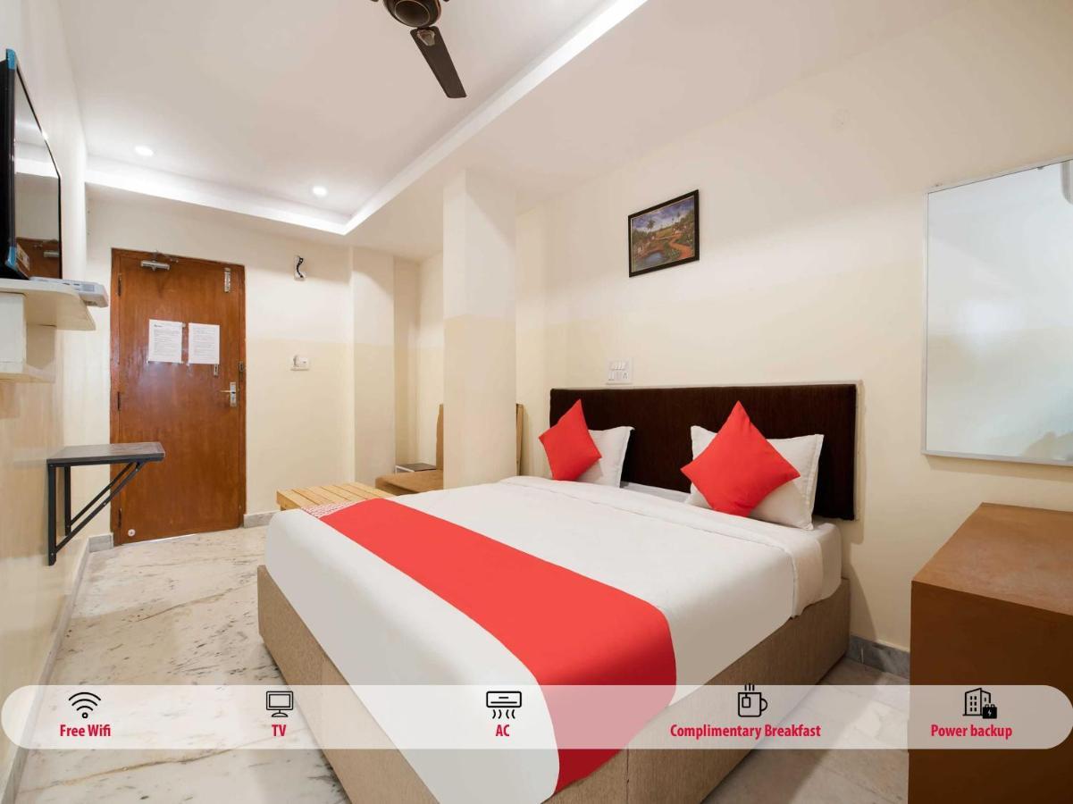 Oyo 69511 Hotel Sea E Pearl ヴィシャーカパトナム エクステリア 写真
